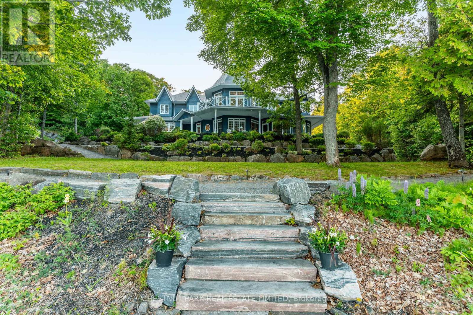 1141 & 1123 NU-NE LANE