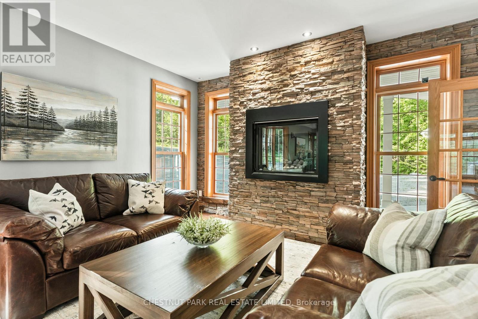 1141 & 1123 NU-NE LANE