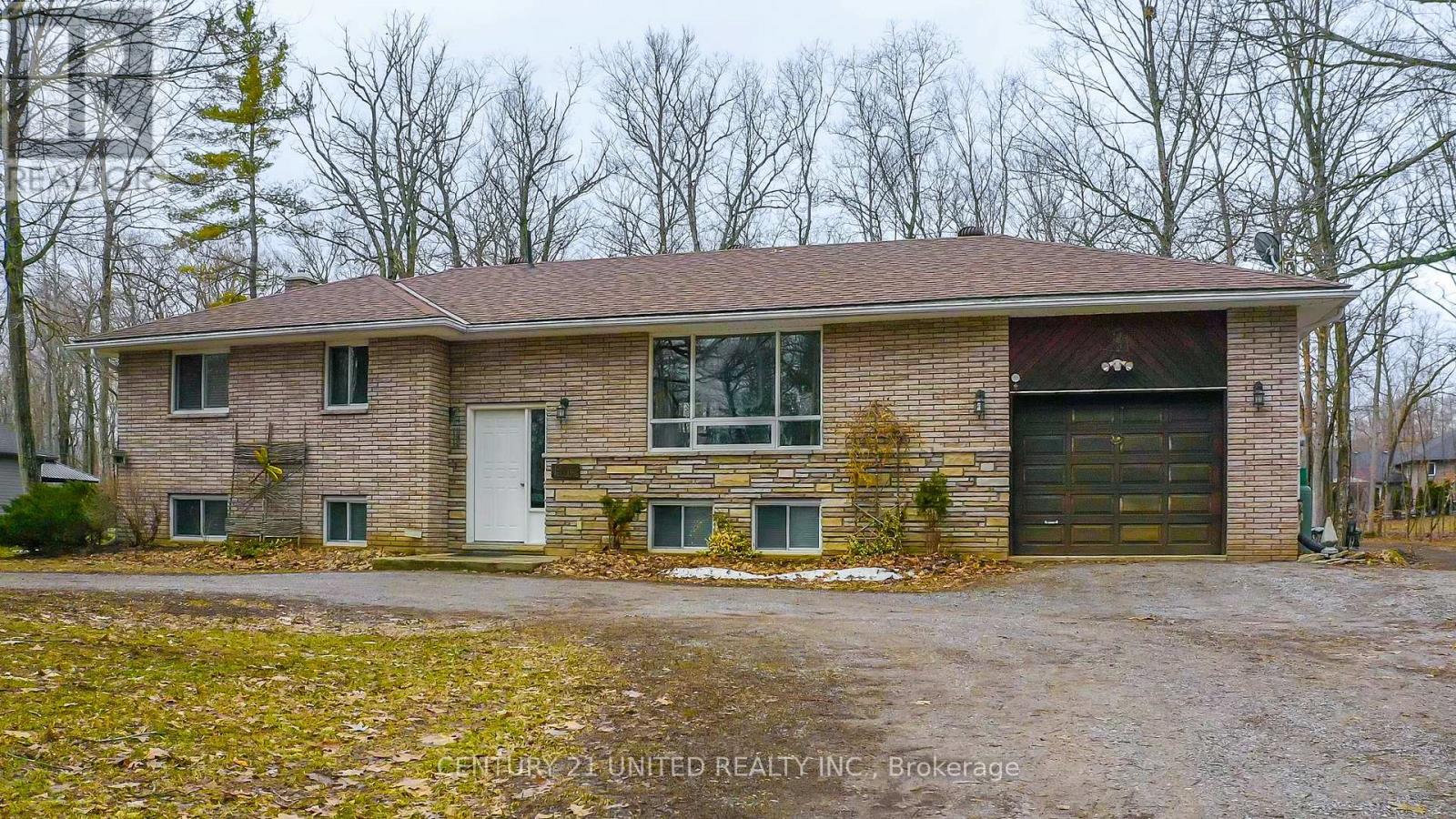 524 HILLSIDE DRIVE