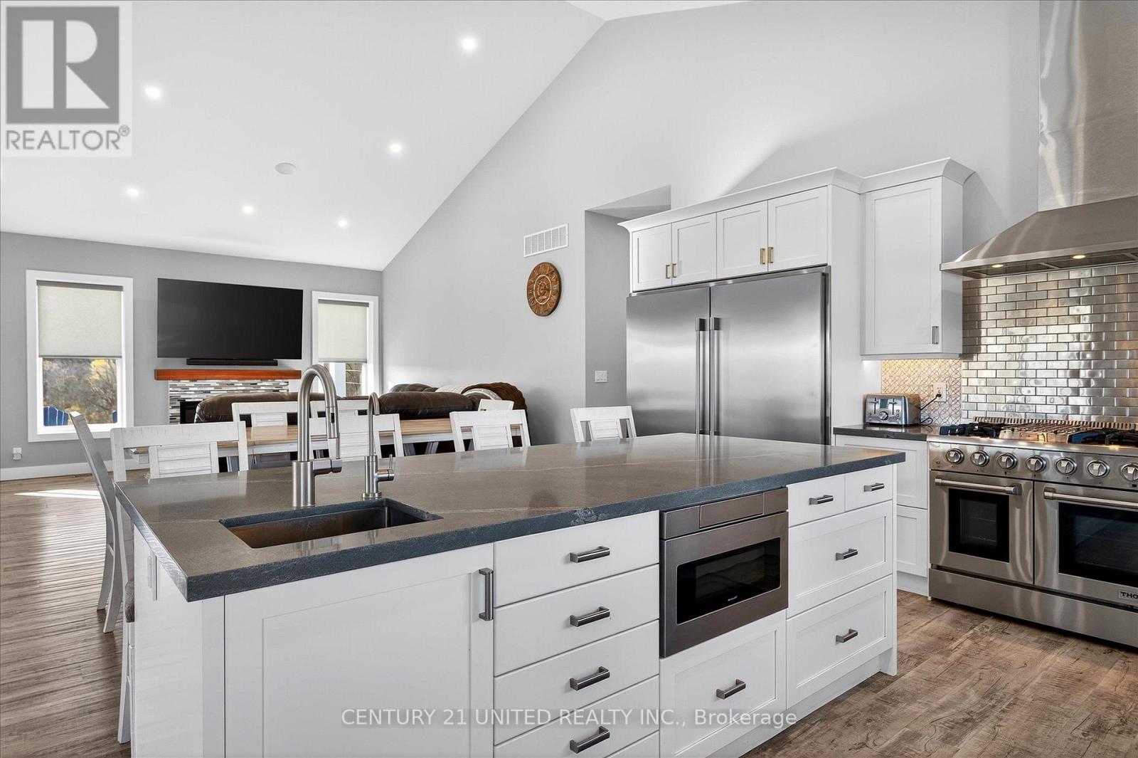 1717 ASPHODEL 10TH LINE