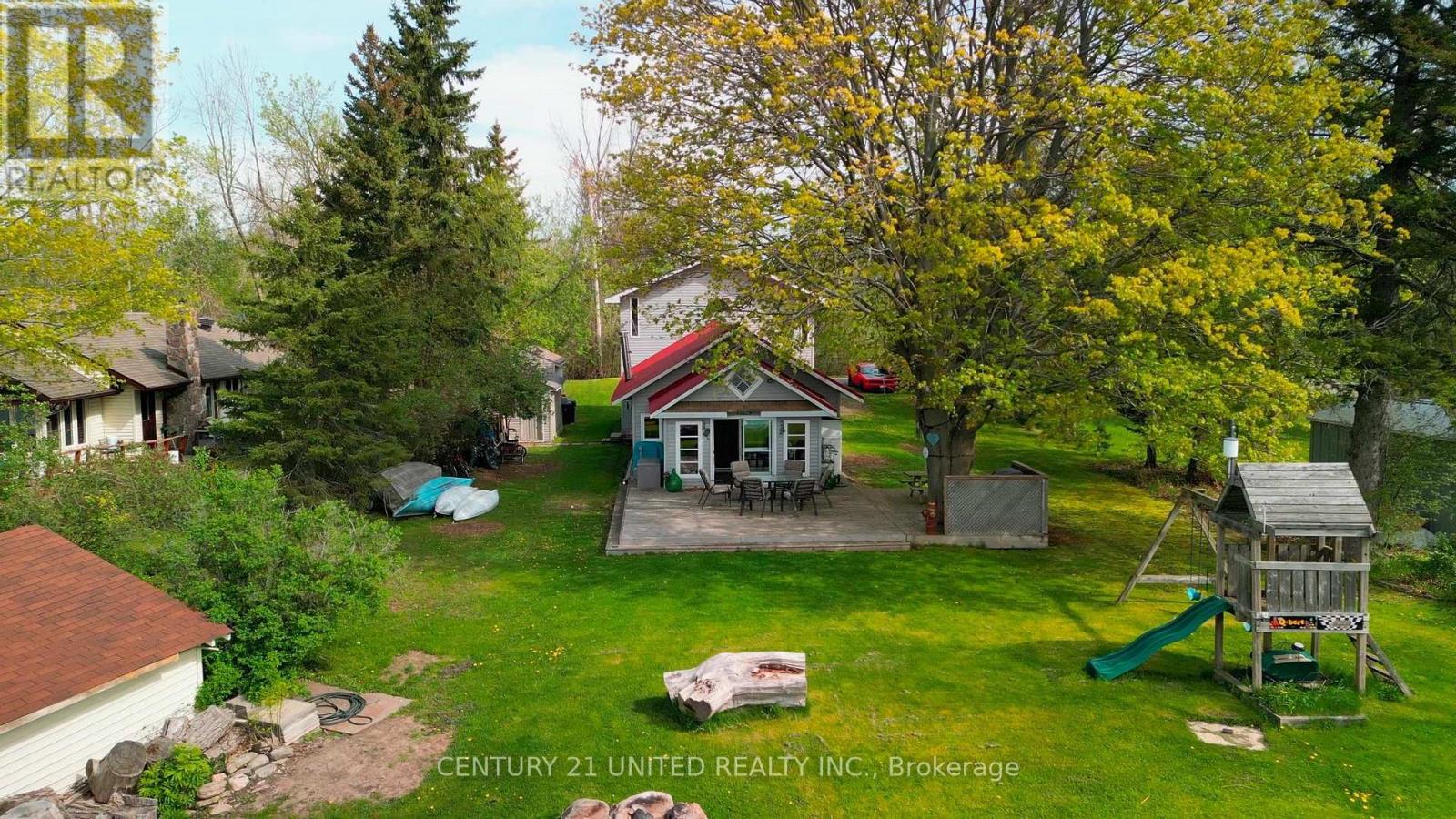 1035 JARVIS LANE