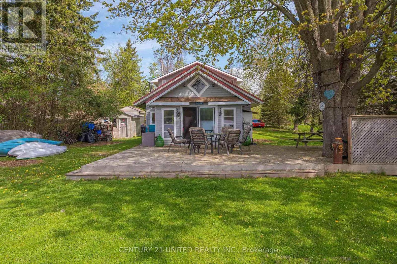 1035 JARVIS LANE