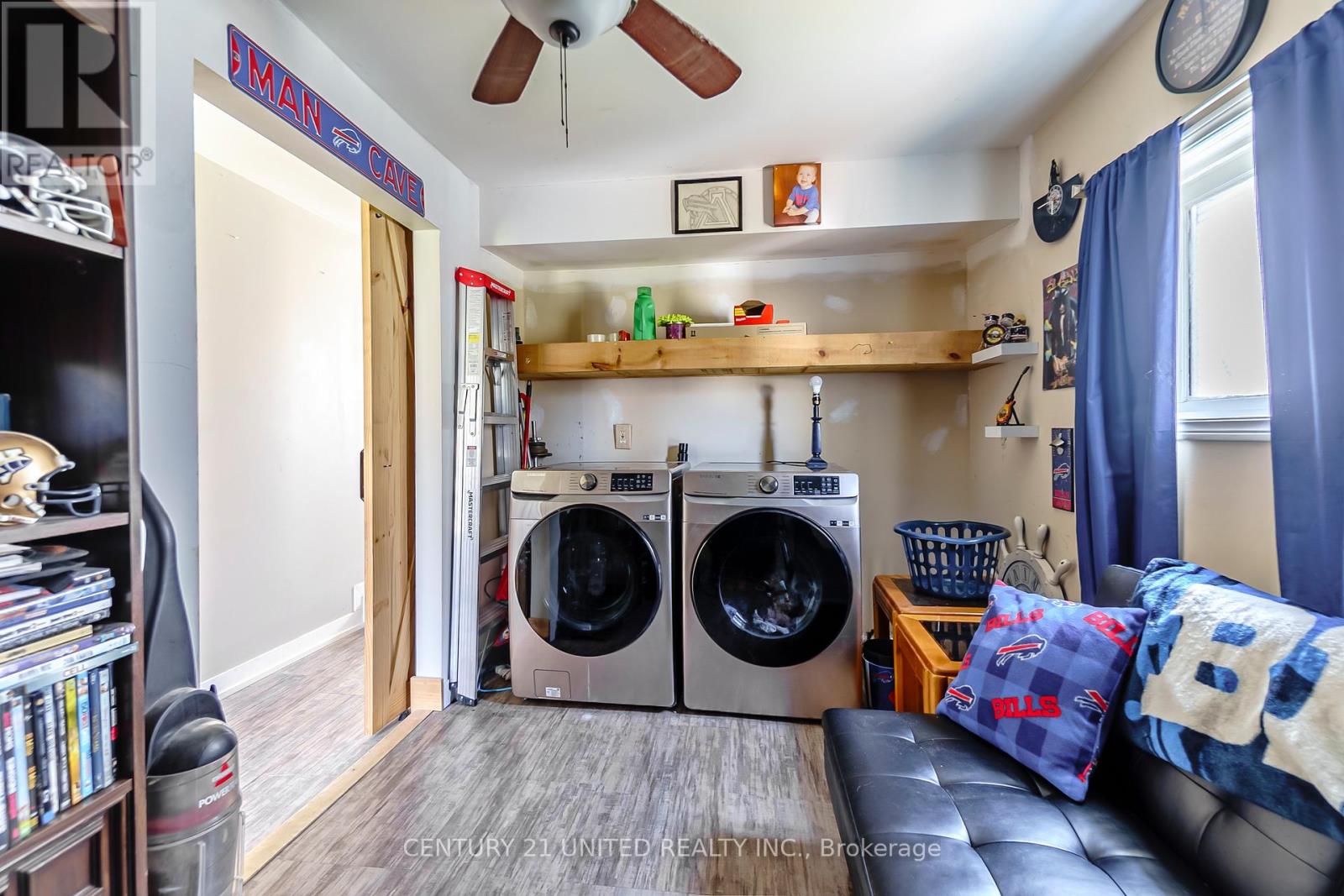 15 MATHISON STREET E