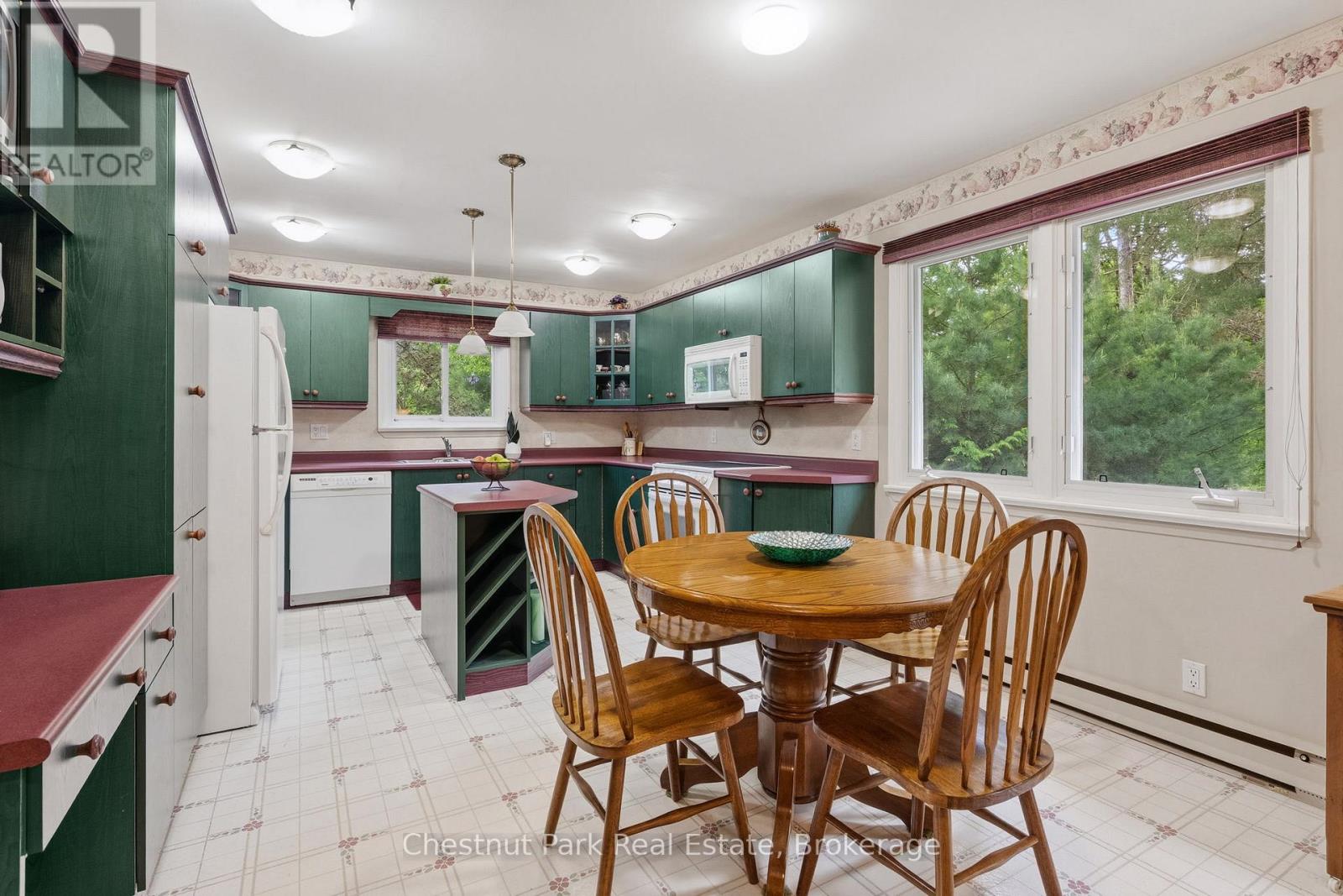 379 GABLES ROAD