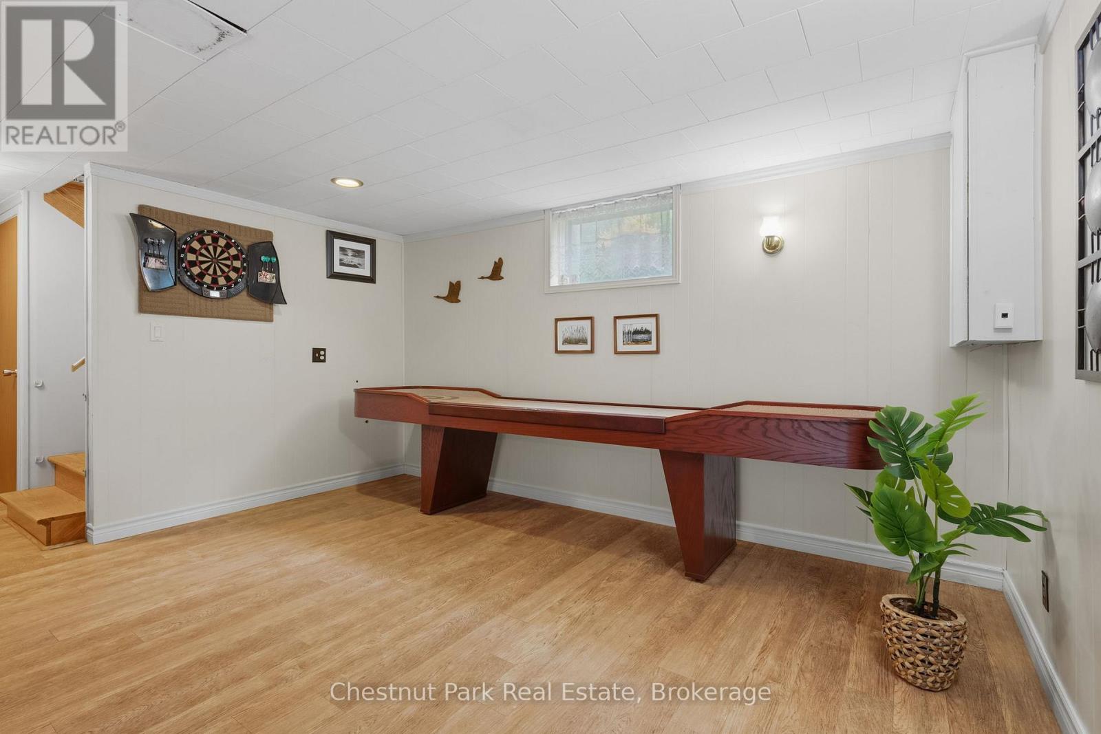 379 GABLES ROAD