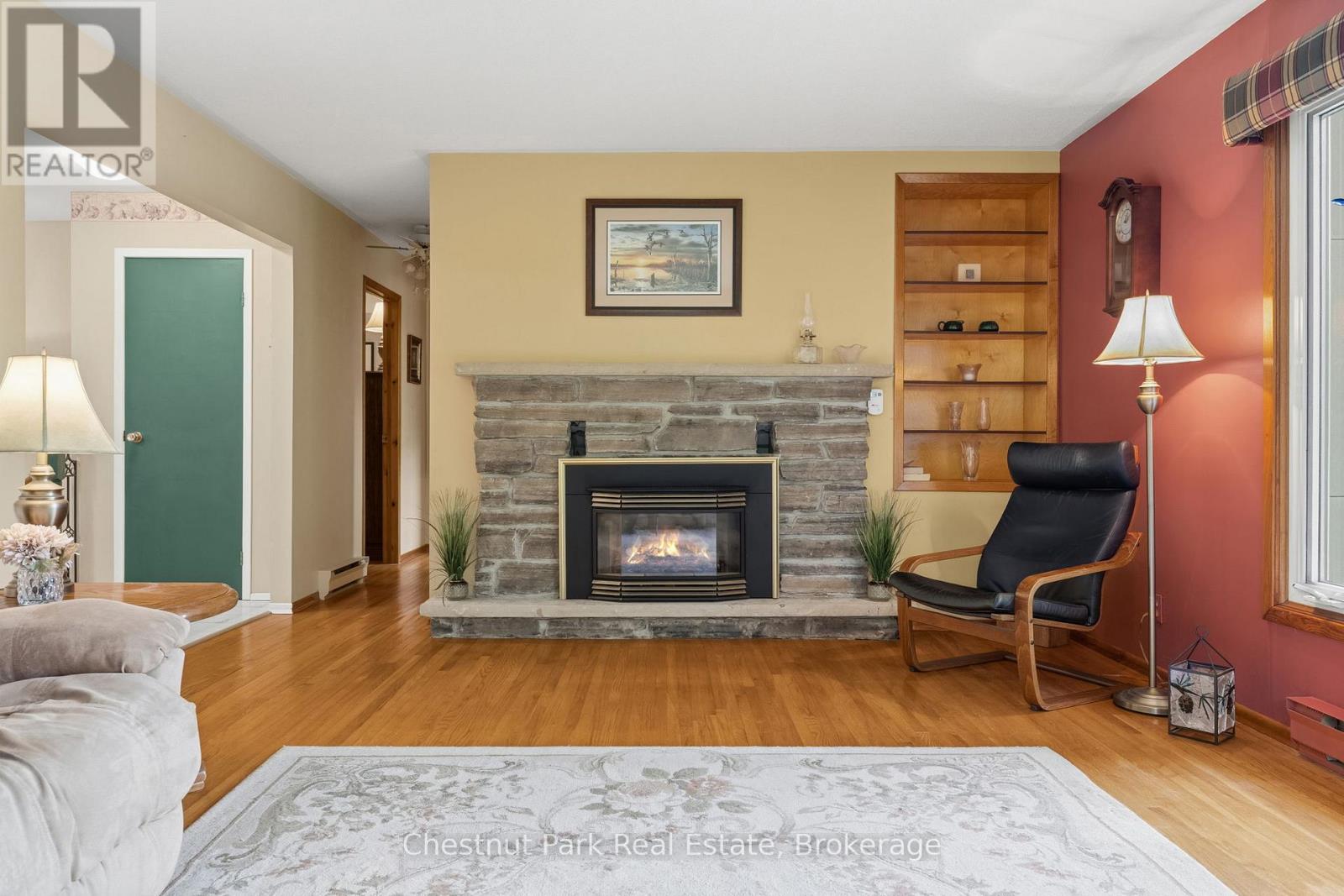 379 GABLES ROAD