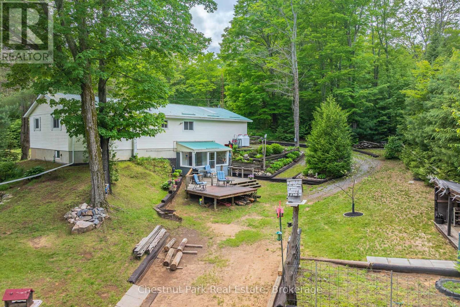 379 GABLES ROAD
