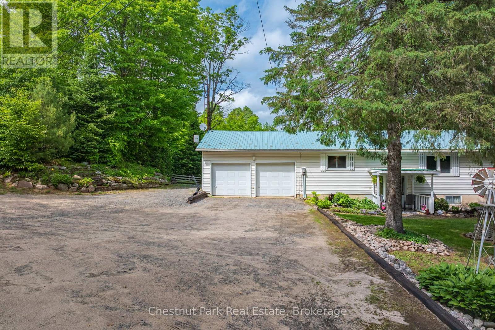 379 GABLES ROAD