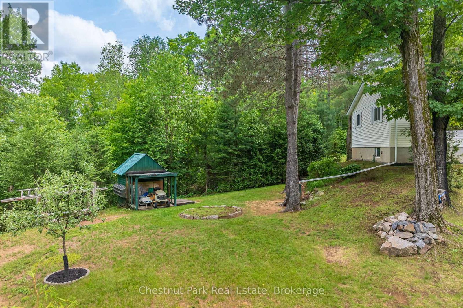 379 GABLES ROAD