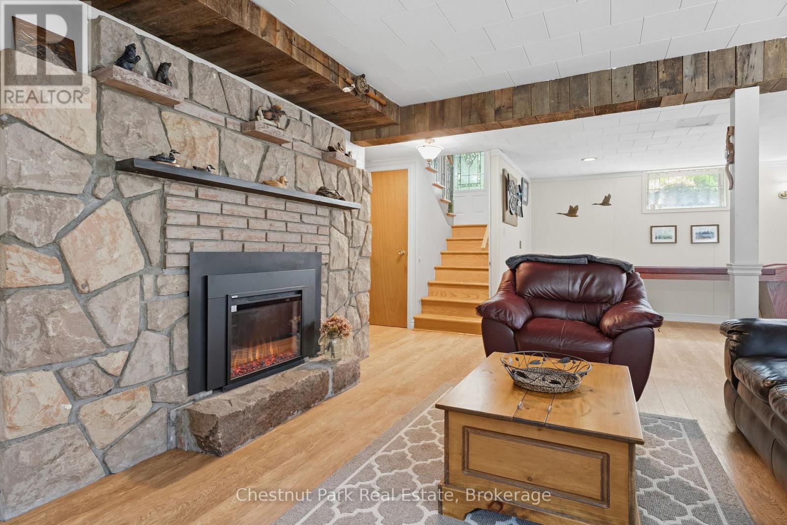 379 GABLES ROAD