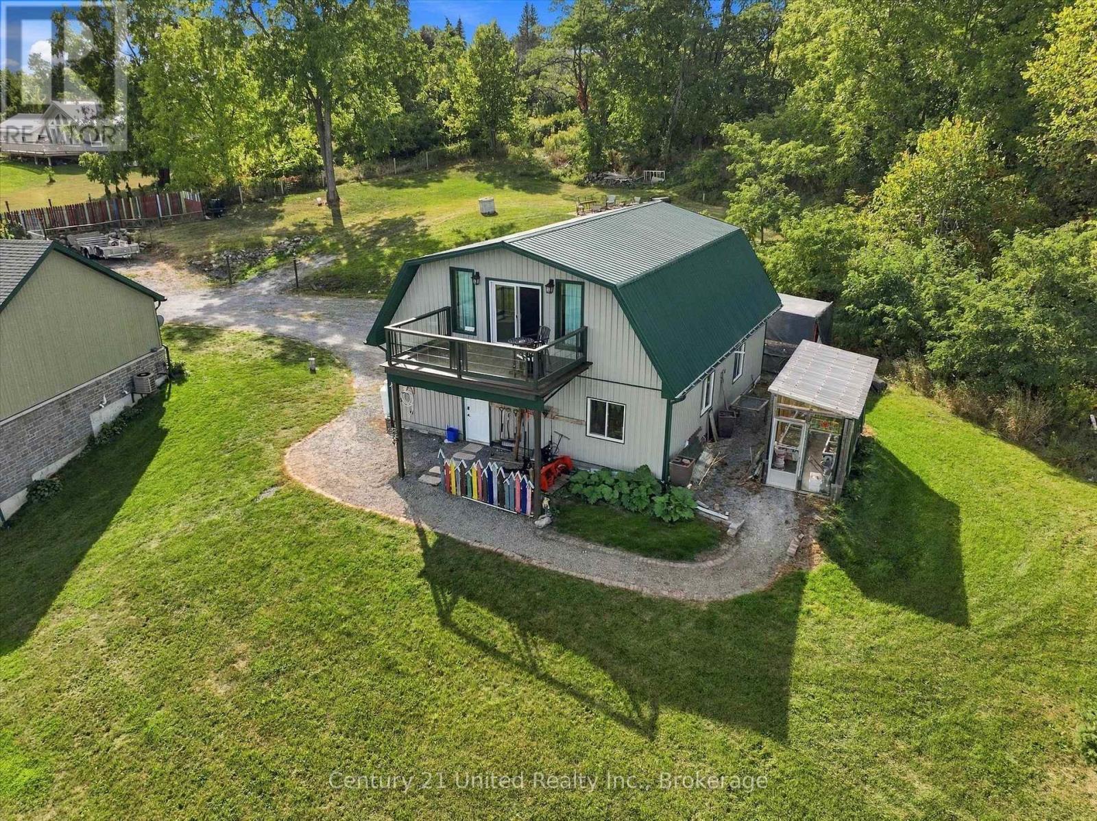 216 NORTH INDIAN ROAD