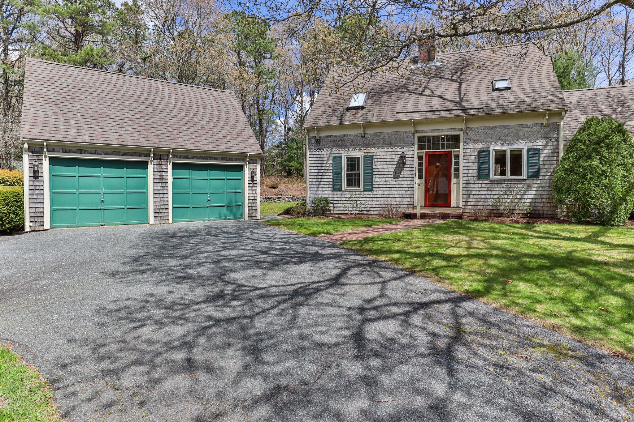 1363 Old Post Road