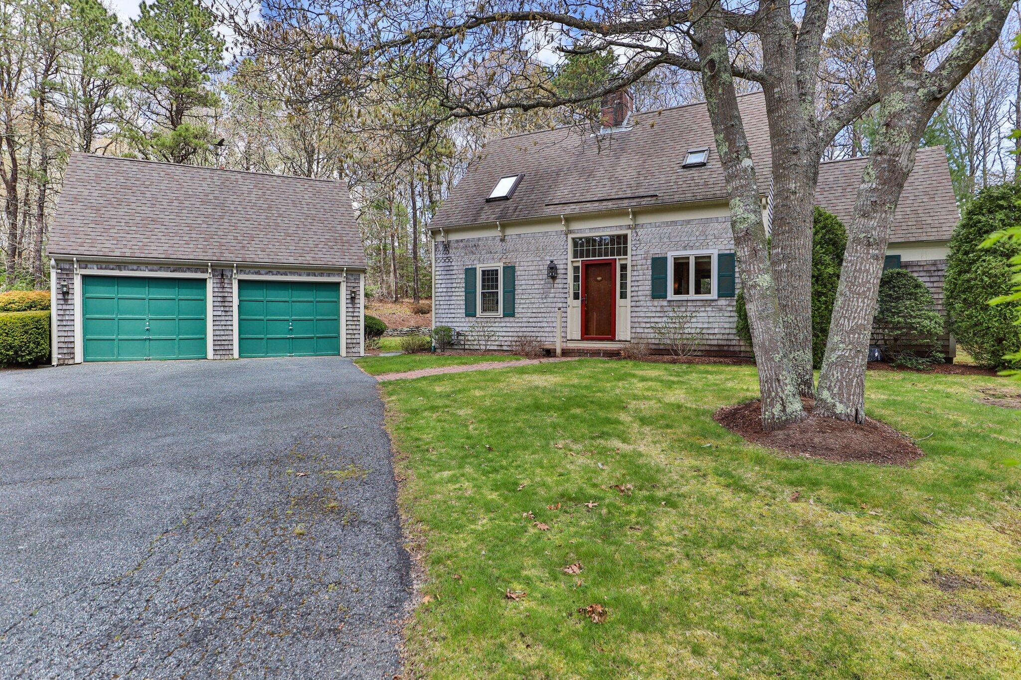 1363 Old Post Road