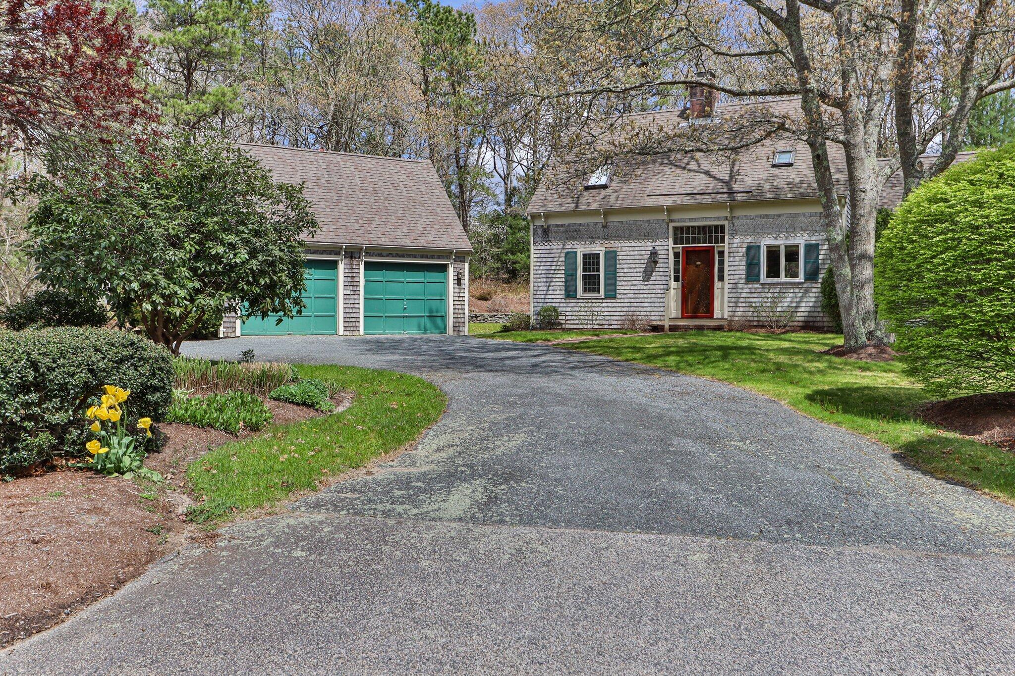1363 Old Post Road