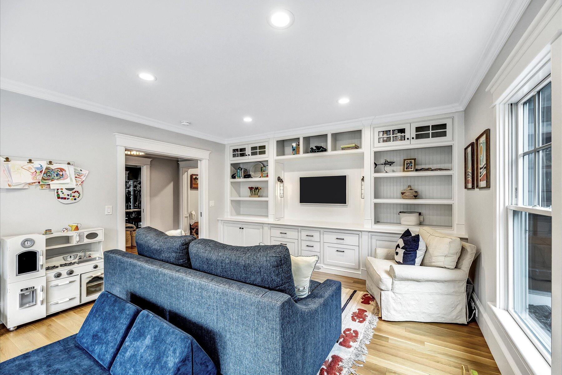 239 Oxford Drive