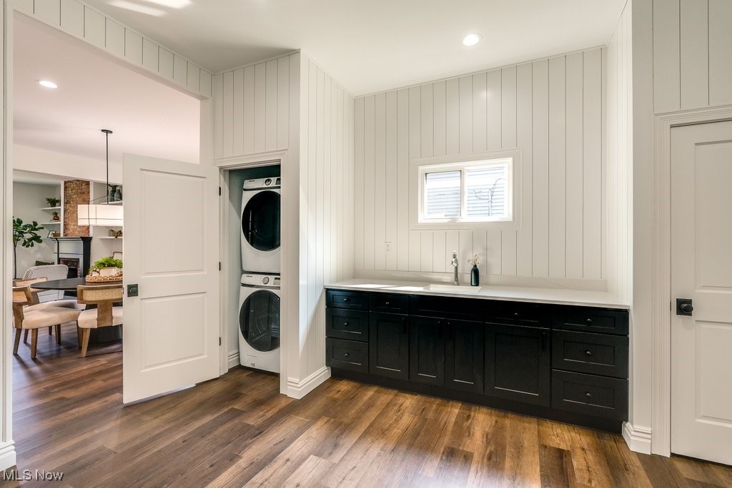 6309 W Clinton Avenue