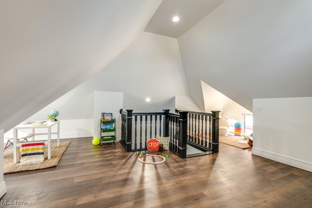 6309 W Clinton Avenue