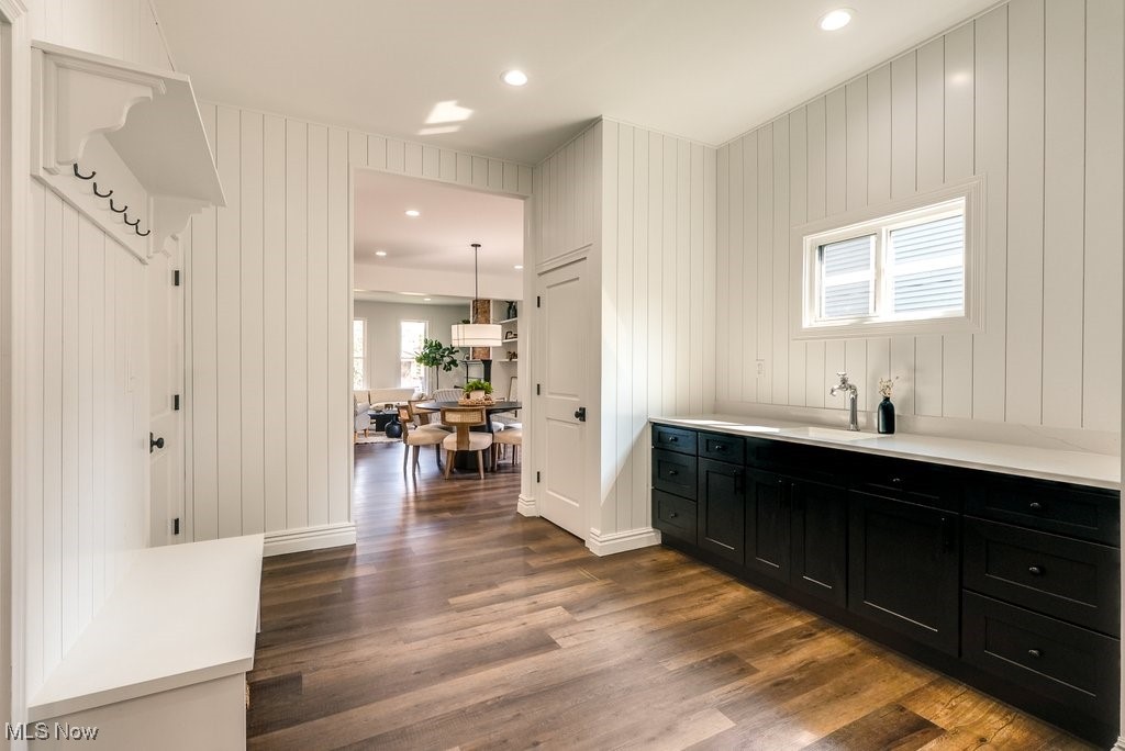 6309 W Clinton Avenue