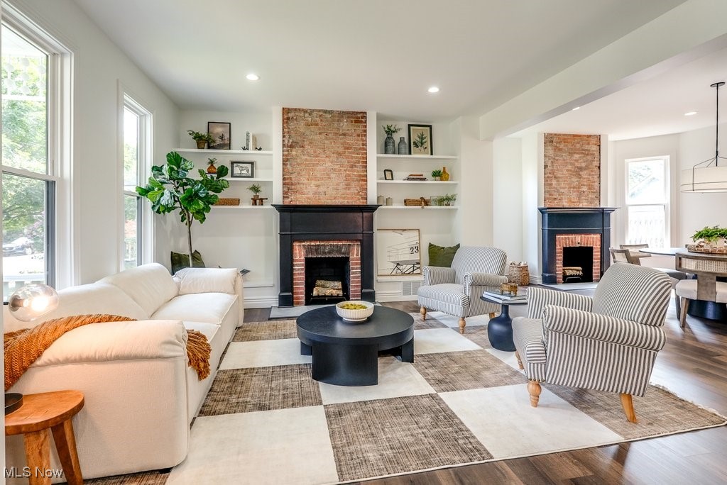 6309 W Clinton Avenue