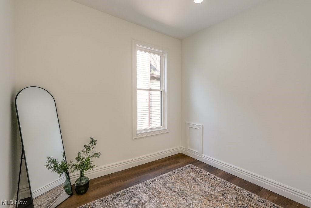 6309 W Clinton Avenue