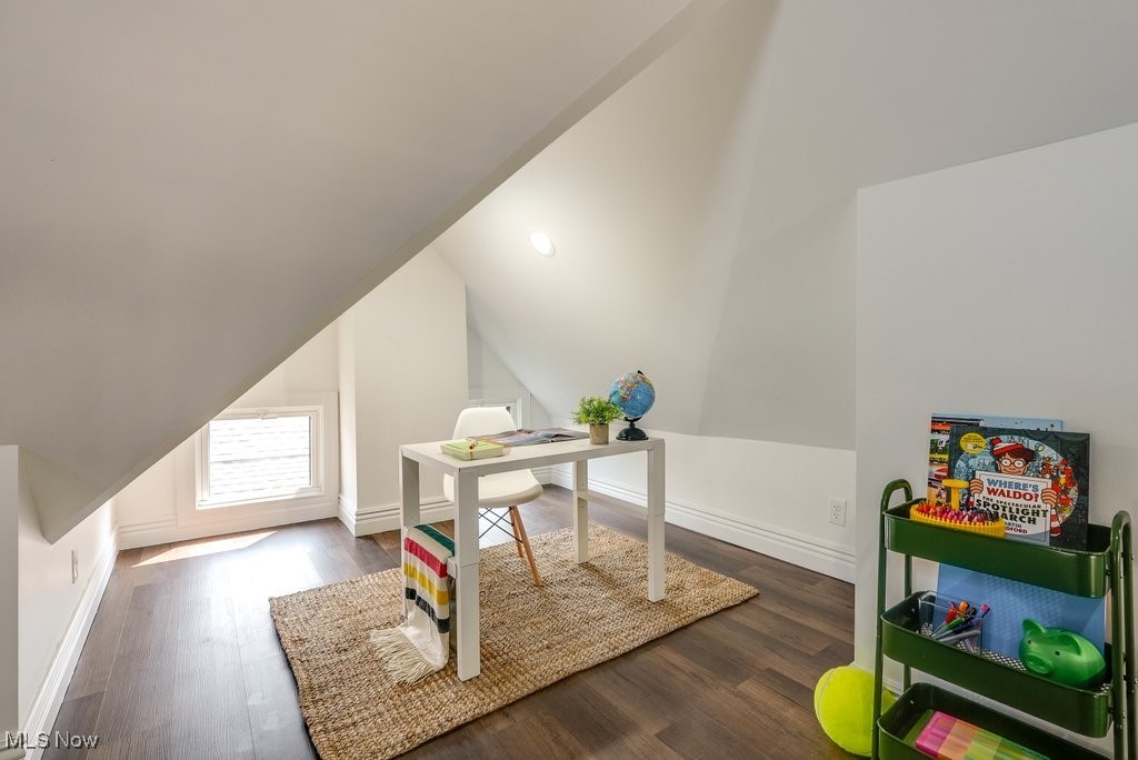 6309 W Clinton Avenue