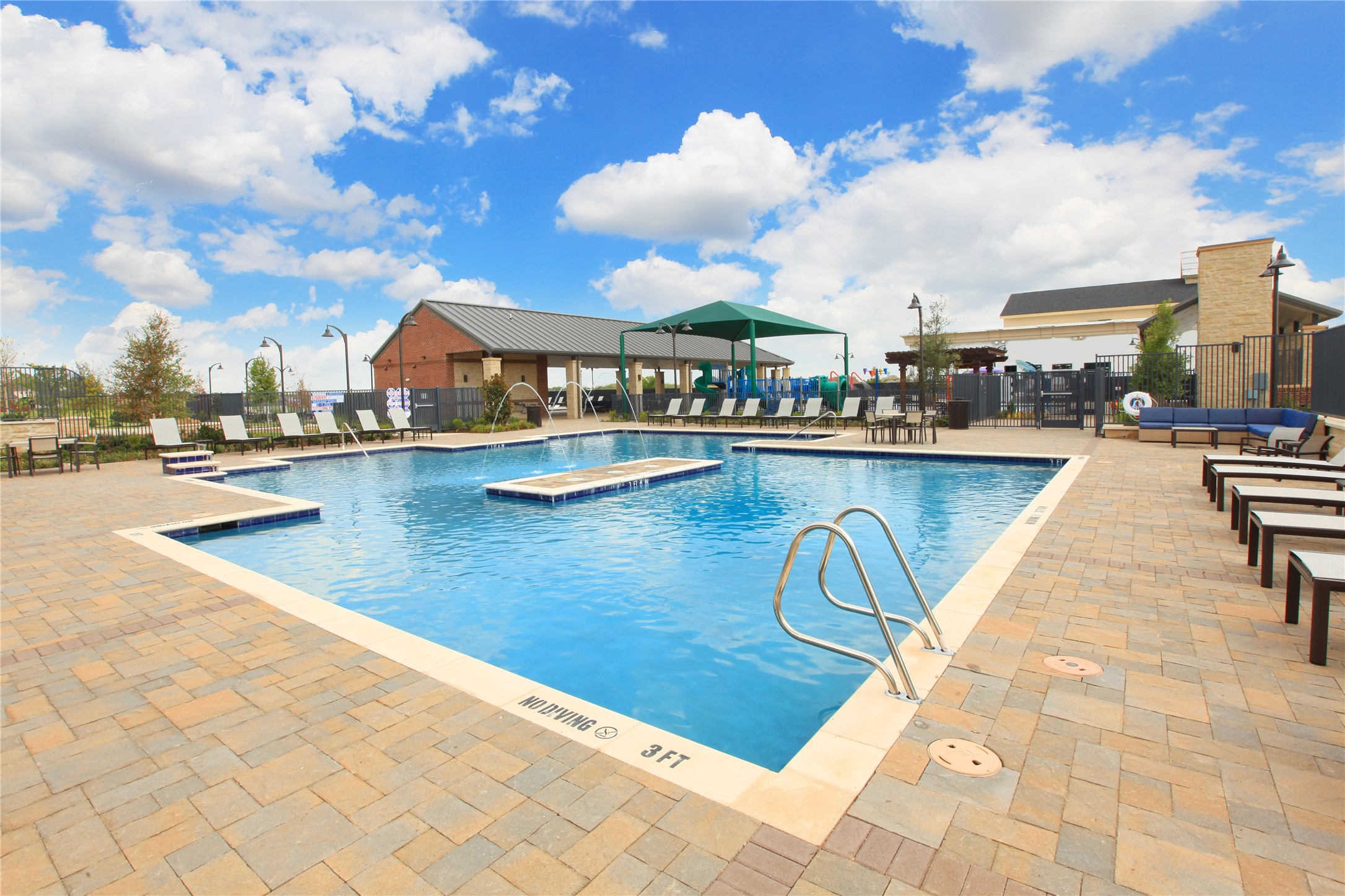 1310 Parkdale Street