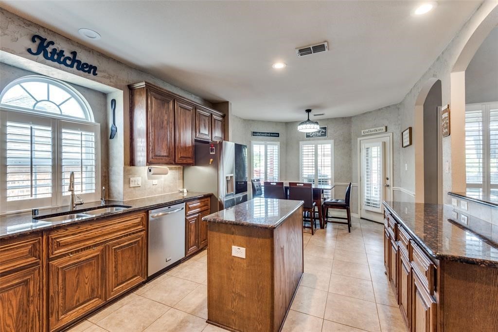 416 Fairweather Street