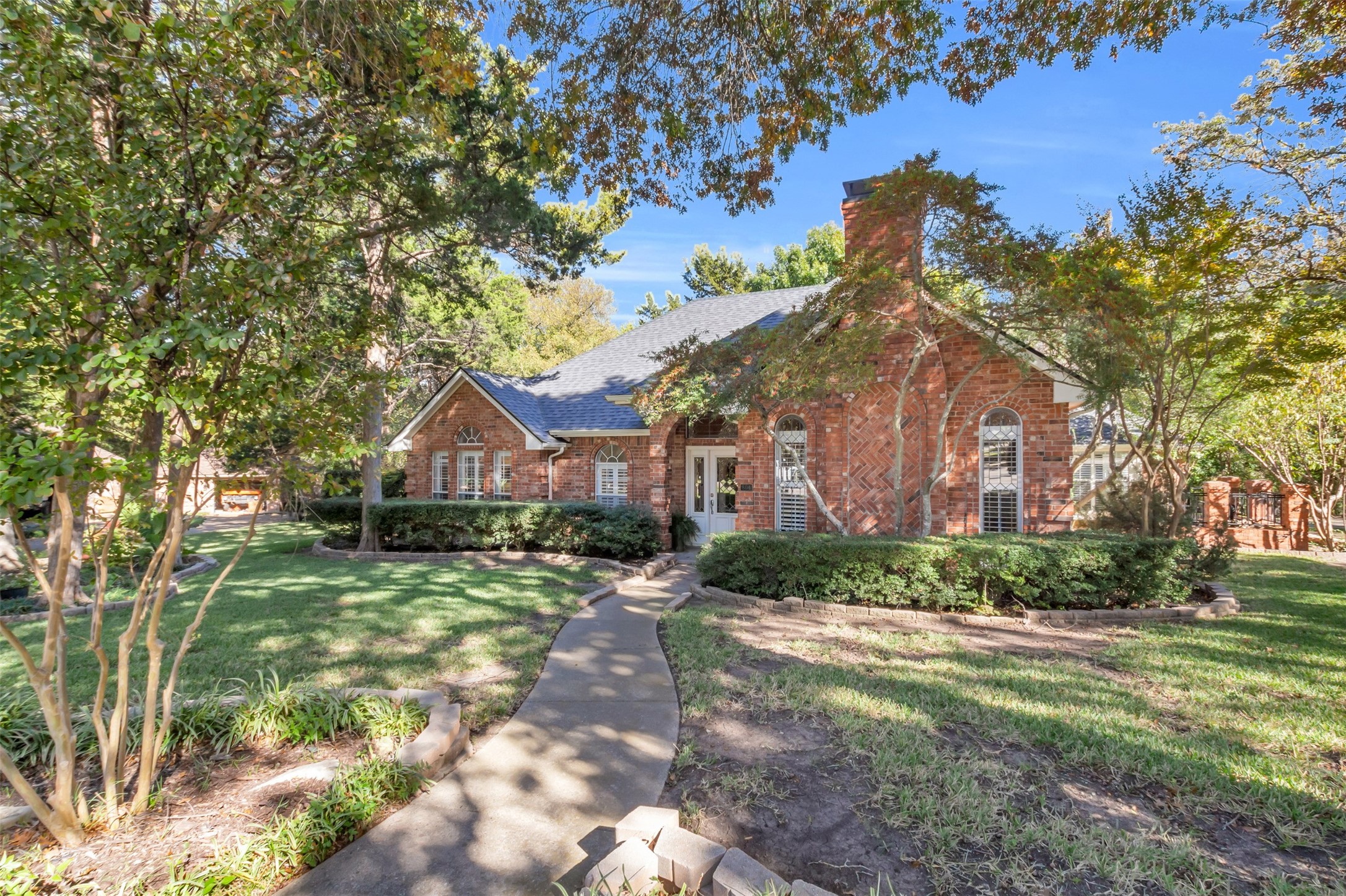 804 Hidden Creek Court