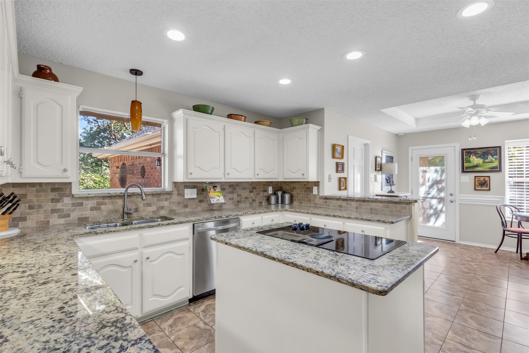 804 Hidden Creek Court