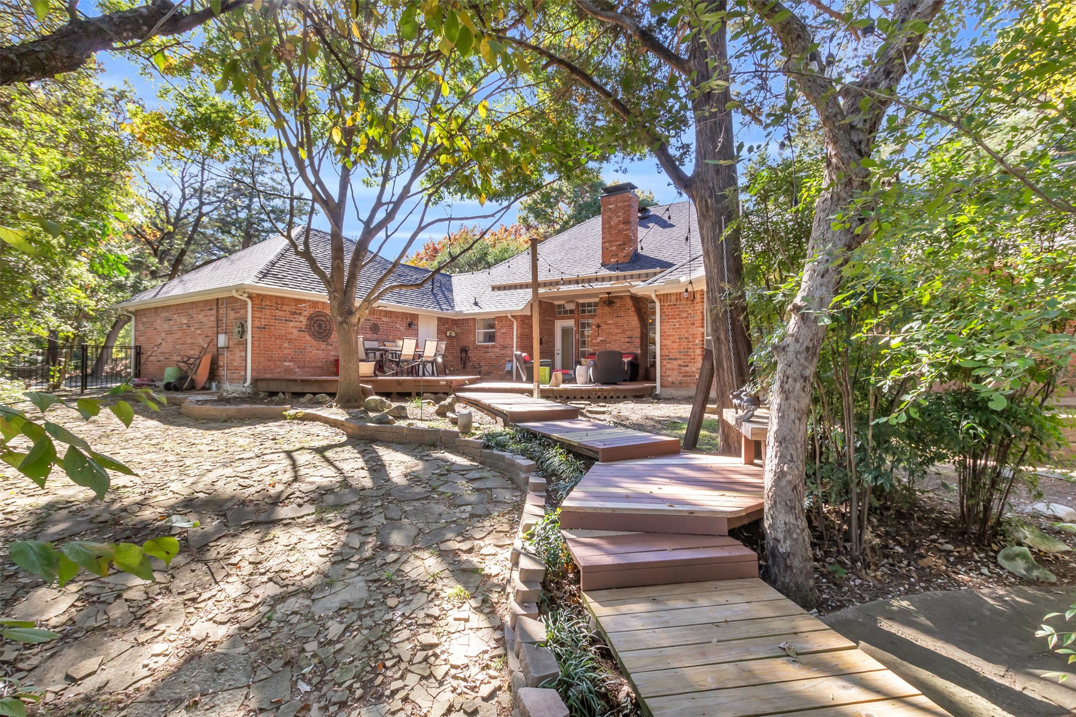 804 Hidden Creek Court