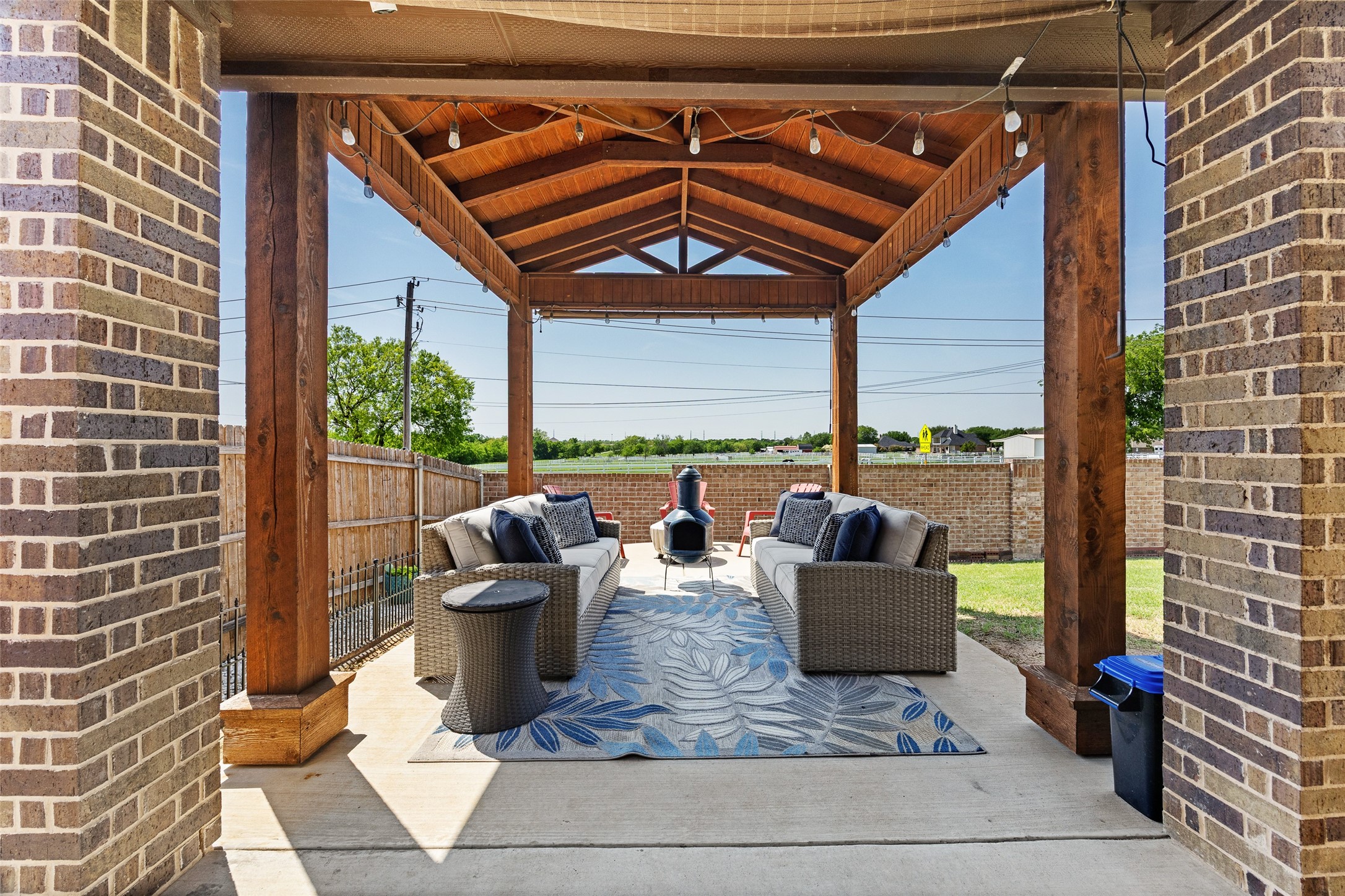 10205 Fox Springs Drive