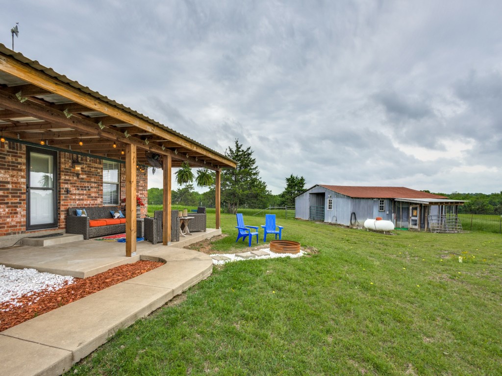 5605 County Road 1129