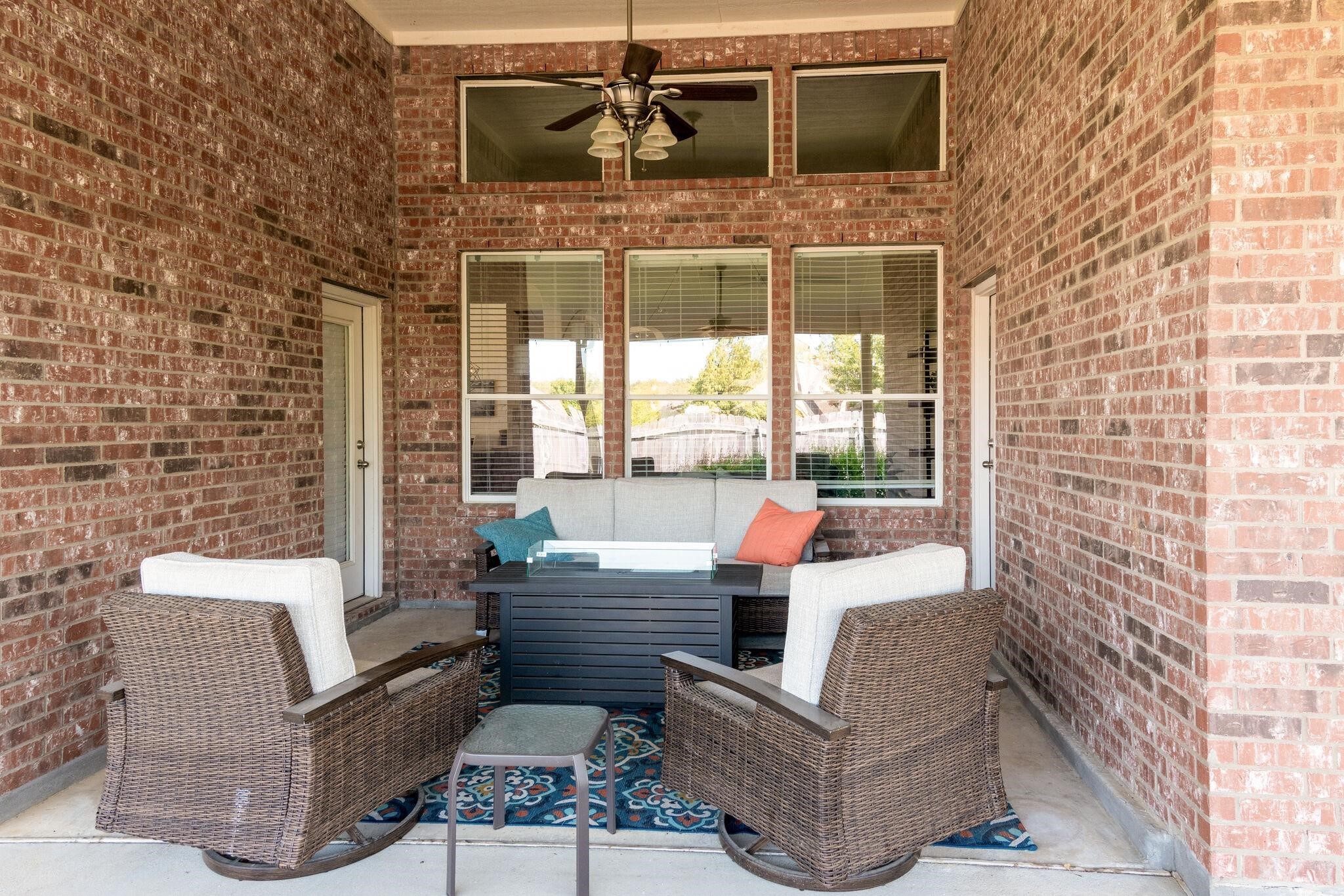 1817 Clear Summit Lane