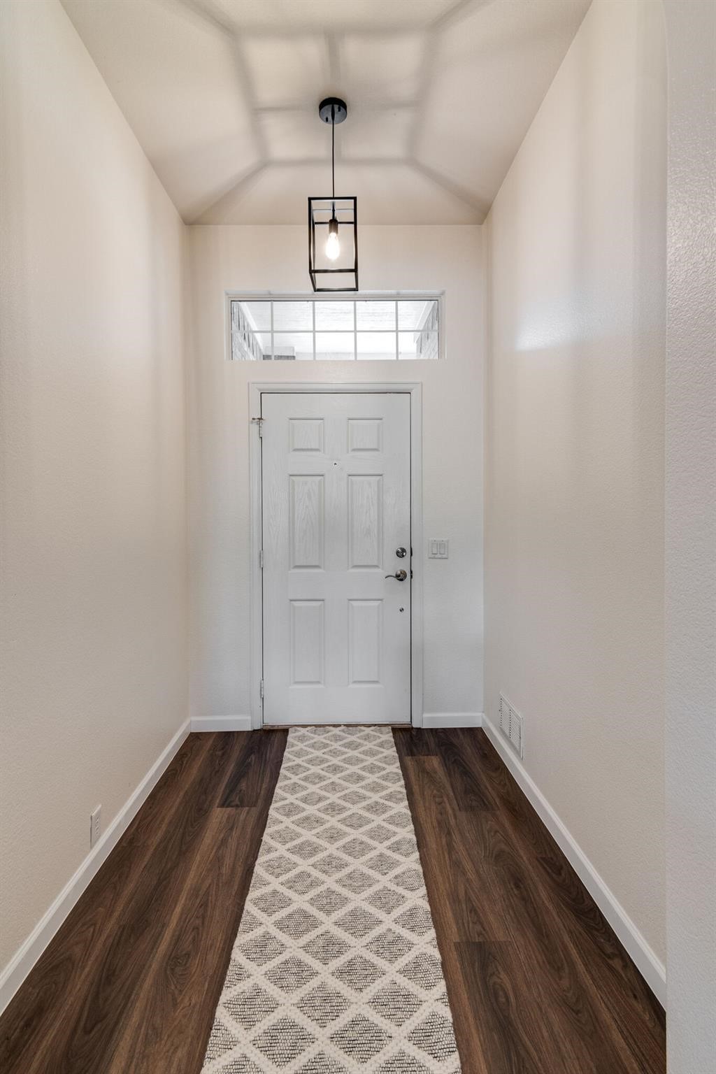 1817 Clear Summit Lane