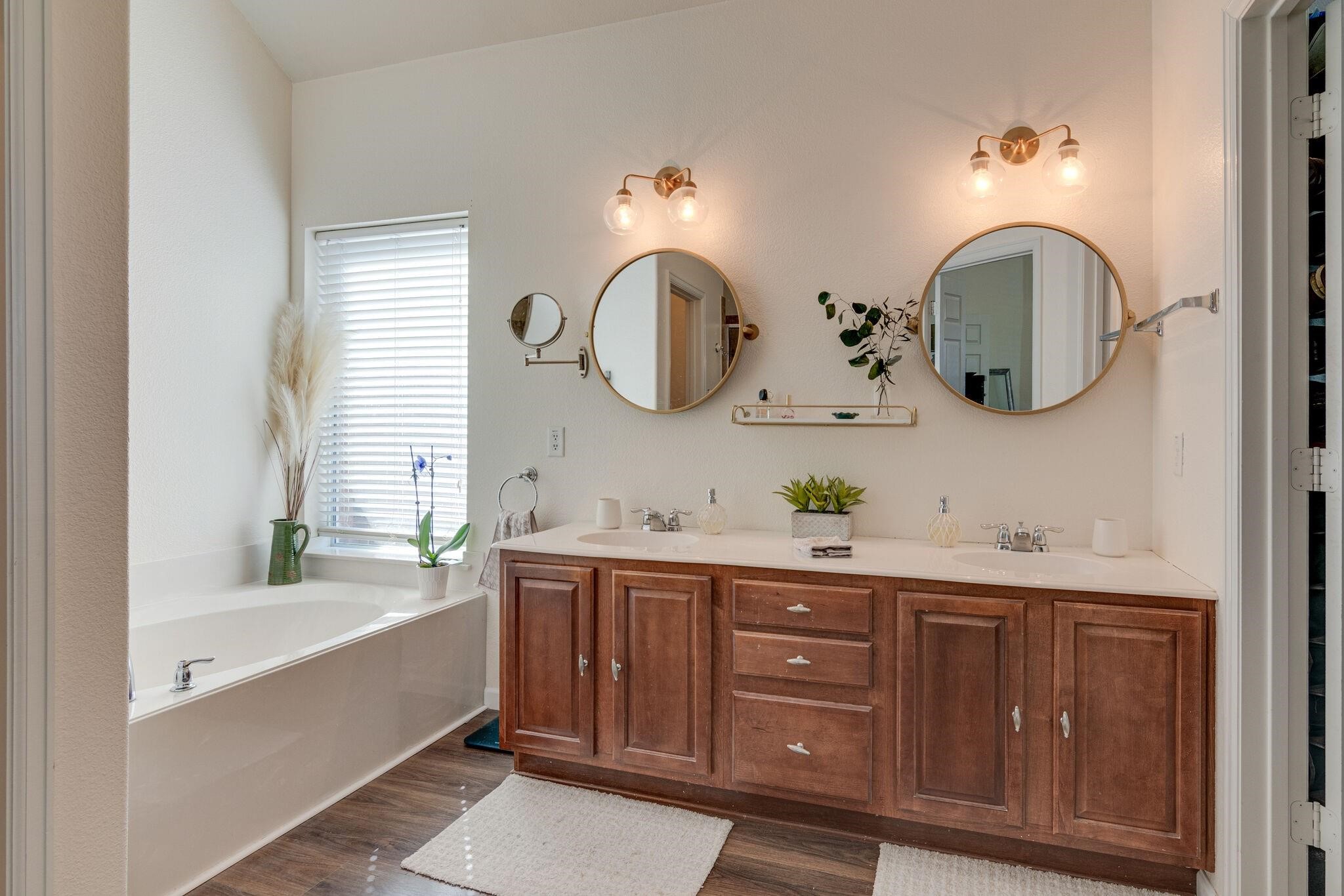 1817 Clear Summit Lane