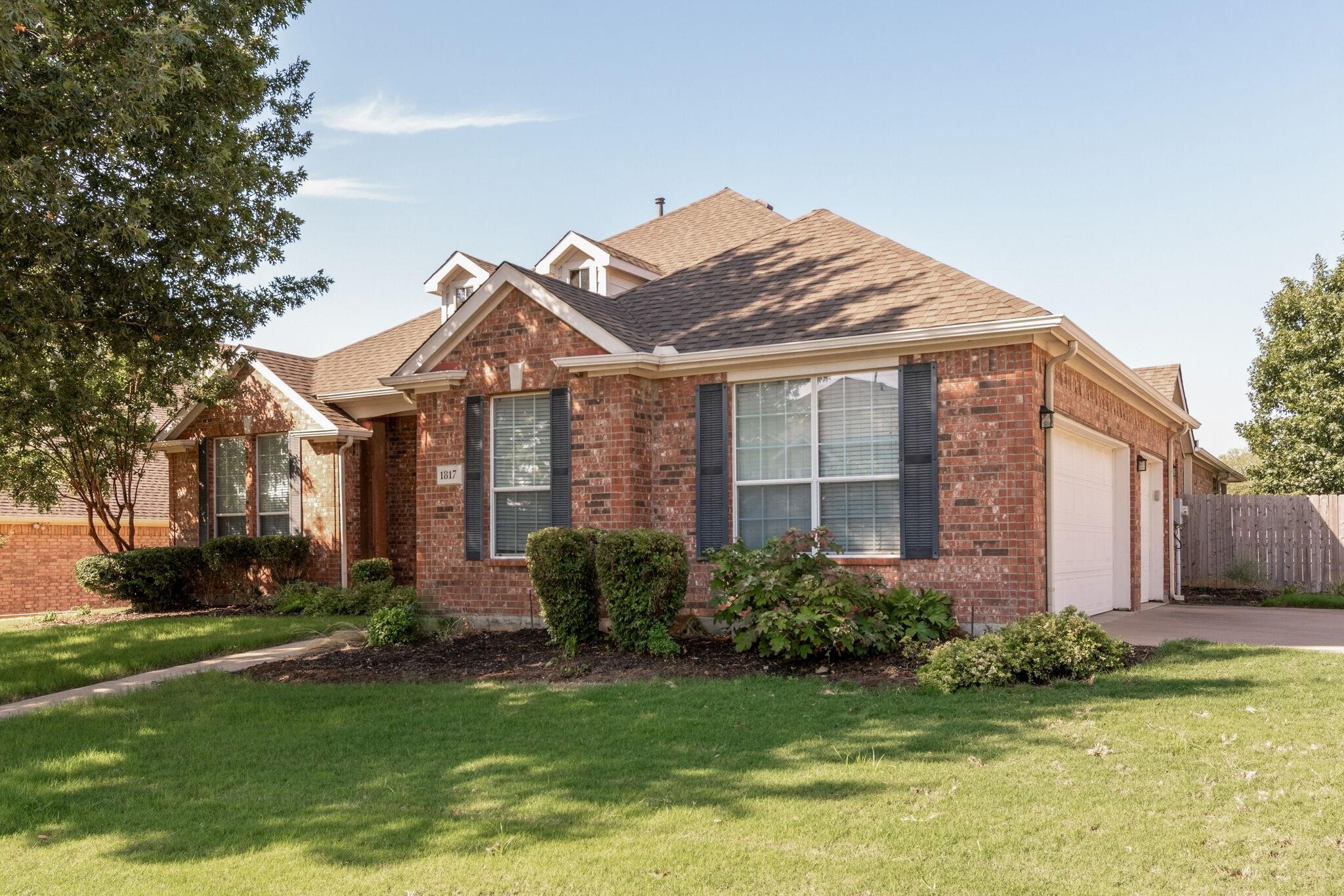 1817 Clear Summit Lane