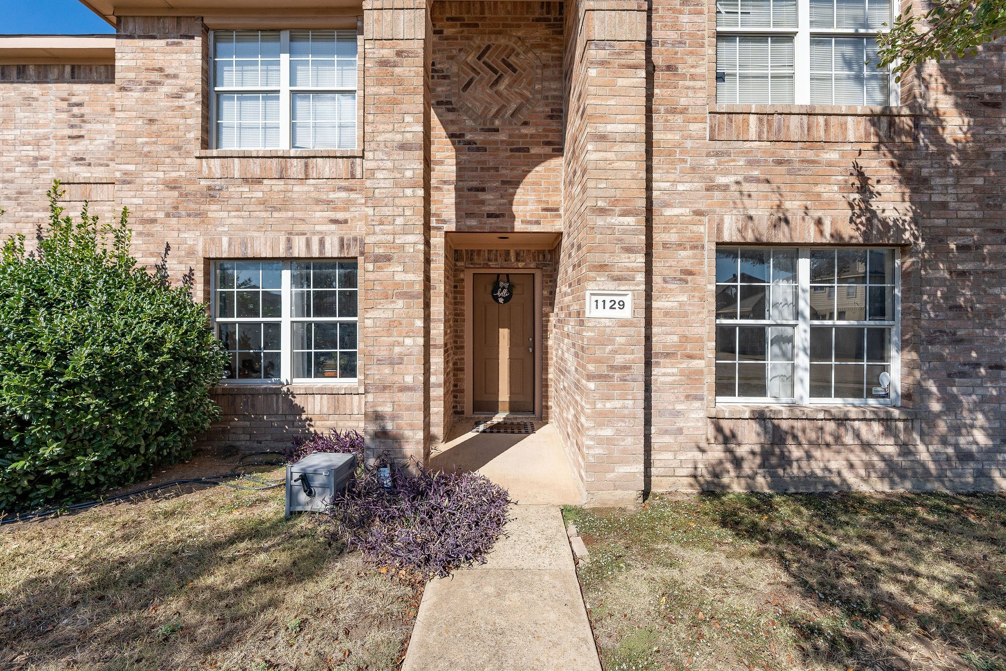 1129 Chestnut Lane