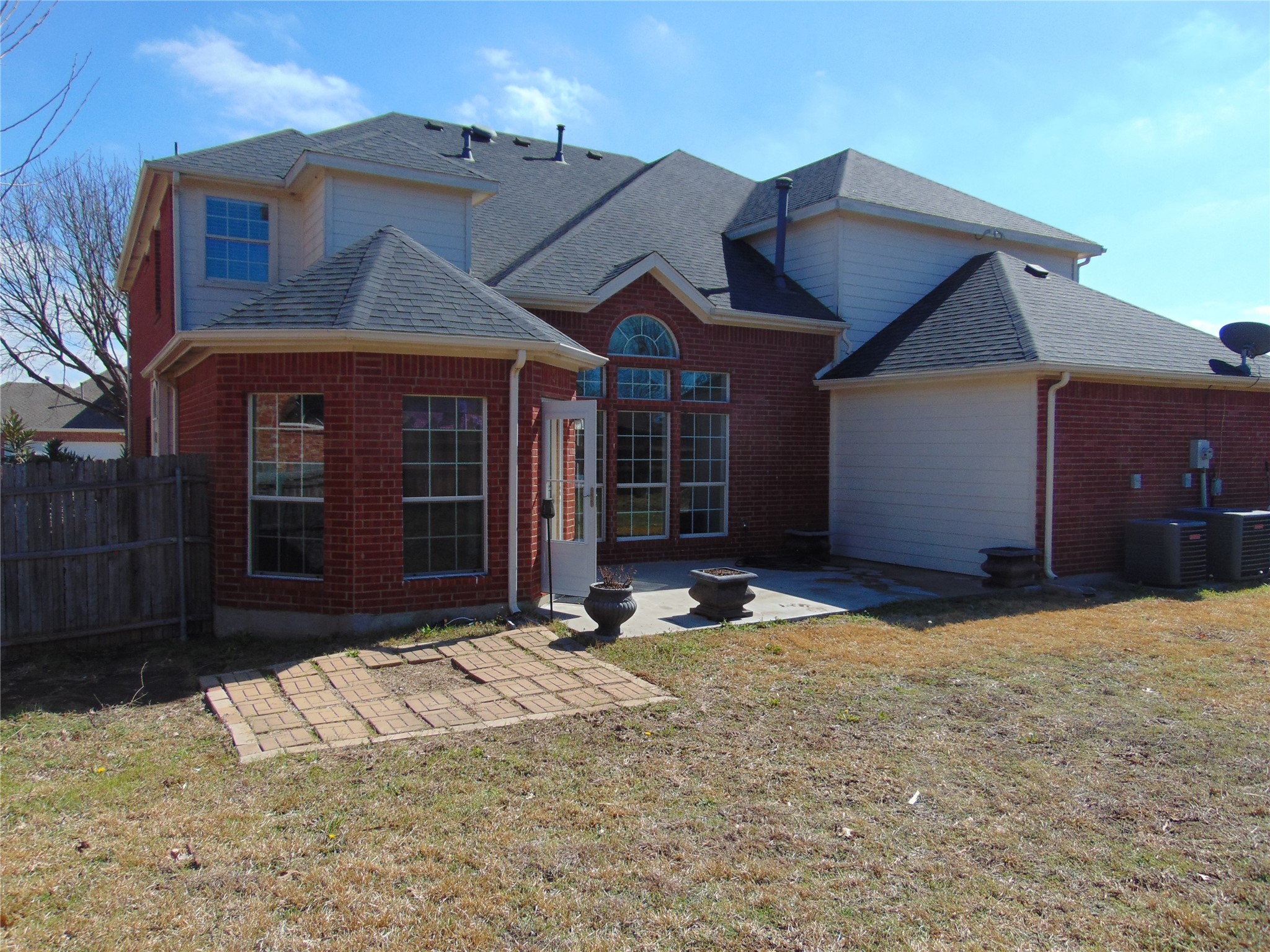 1823 Wildwood Lane