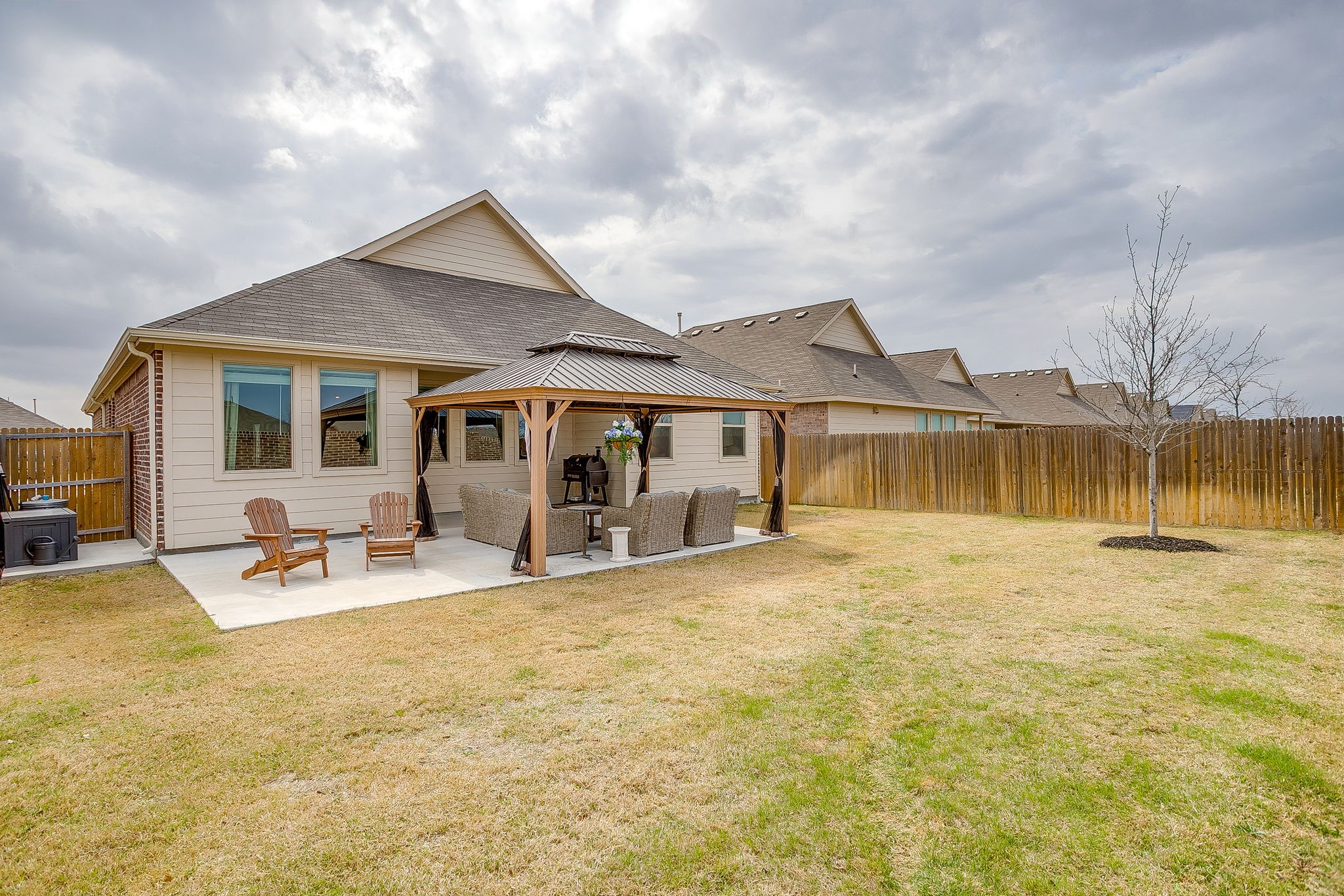 2504 Starwater Drive