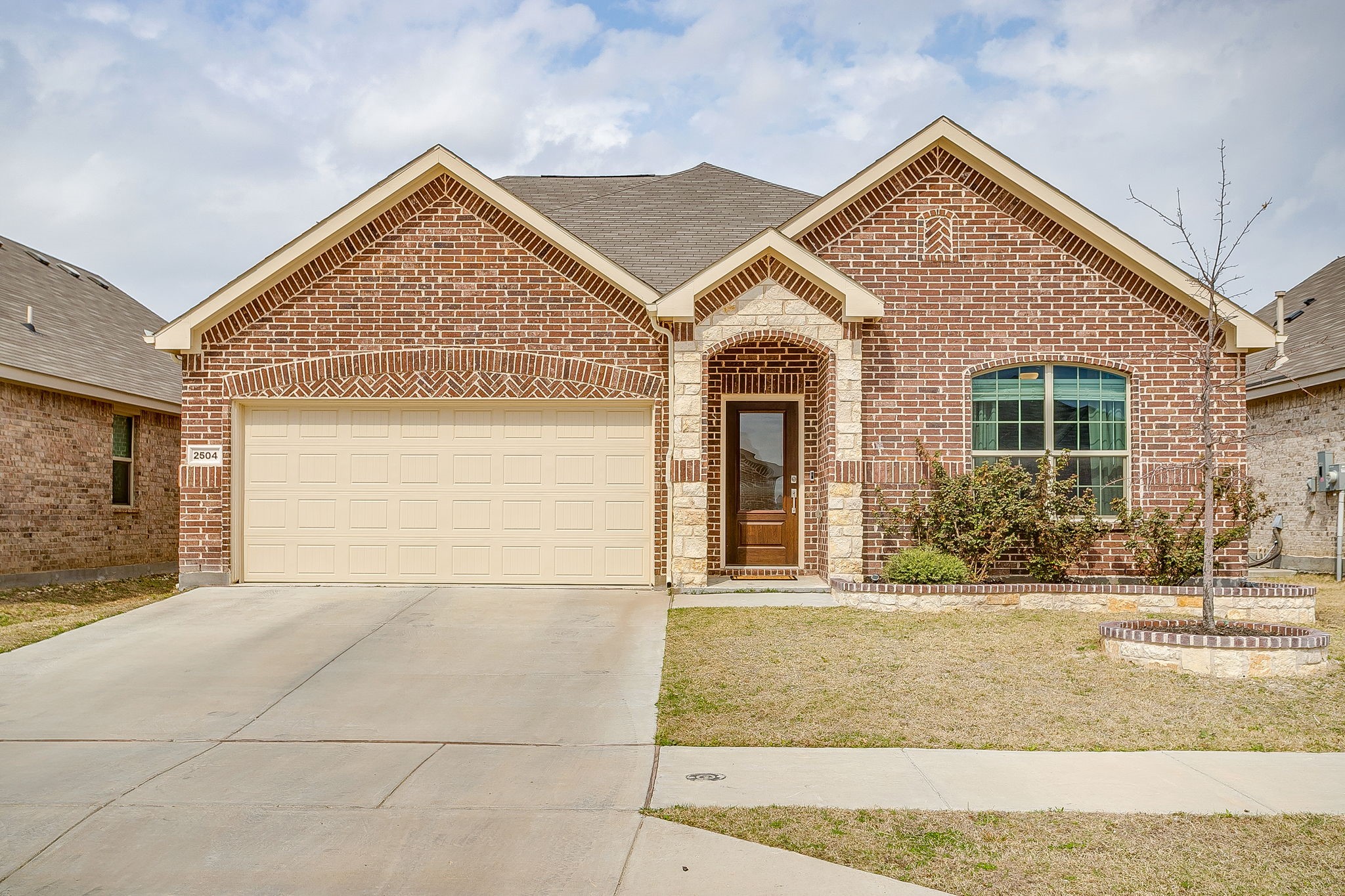 2504 Starwater Drive