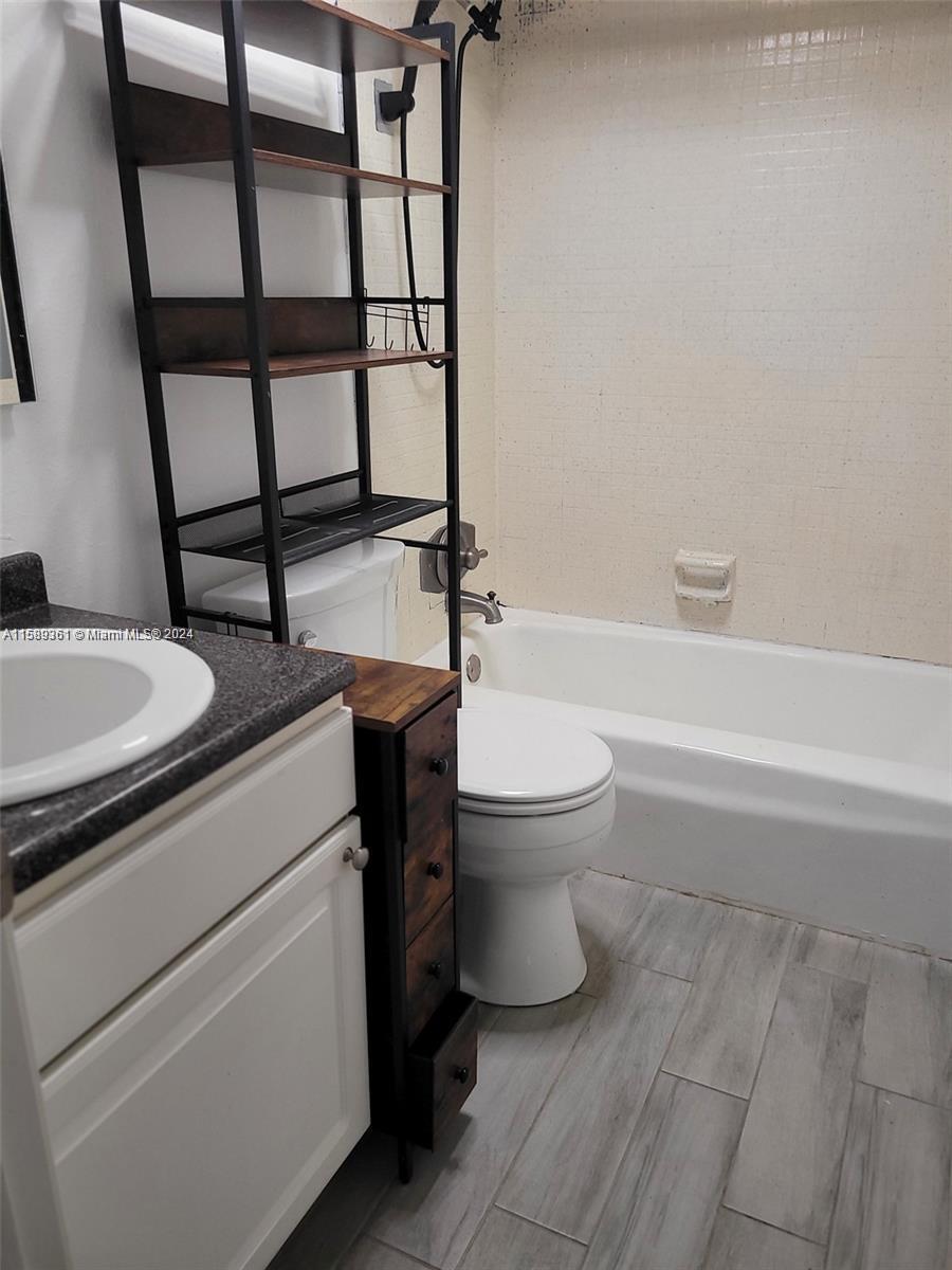 507 NW 39th # 130
