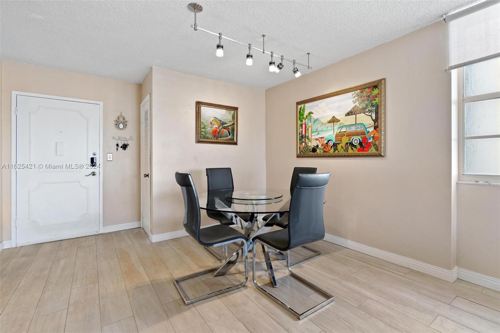 1600 S Ocean Dr # 5A