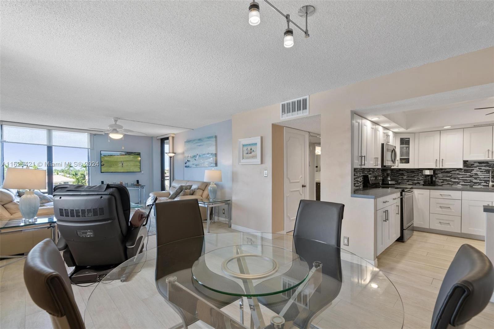 1600 S Ocean Dr # 5A