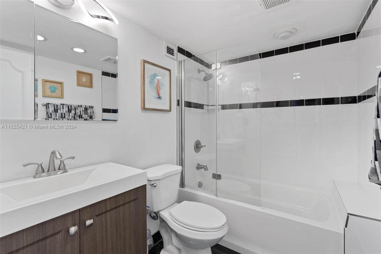 1600 S Ocean Dr # 5A