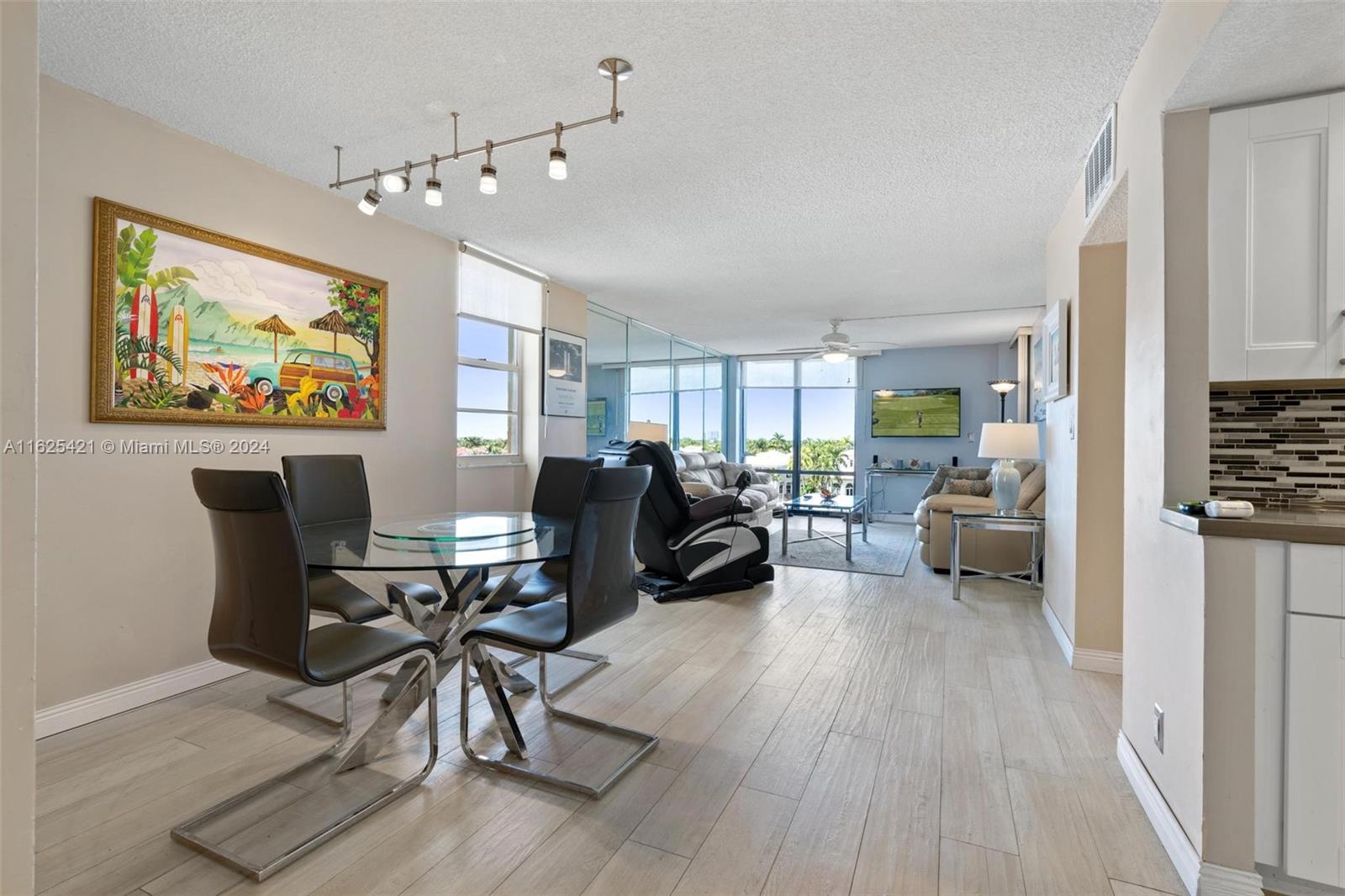 1600 S Ocean Dr # 5A