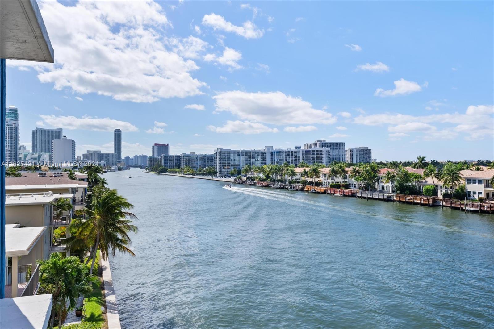 1600 S Ocean Dr # 5A