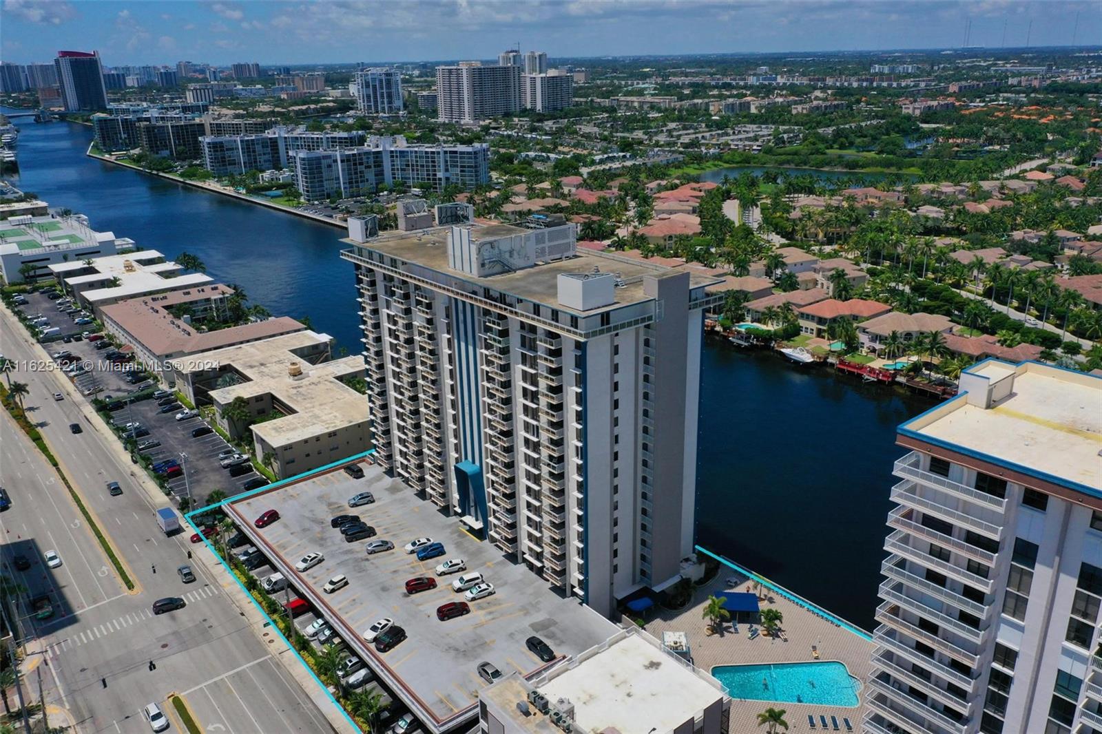 1600 S Ocean Dr # 5A