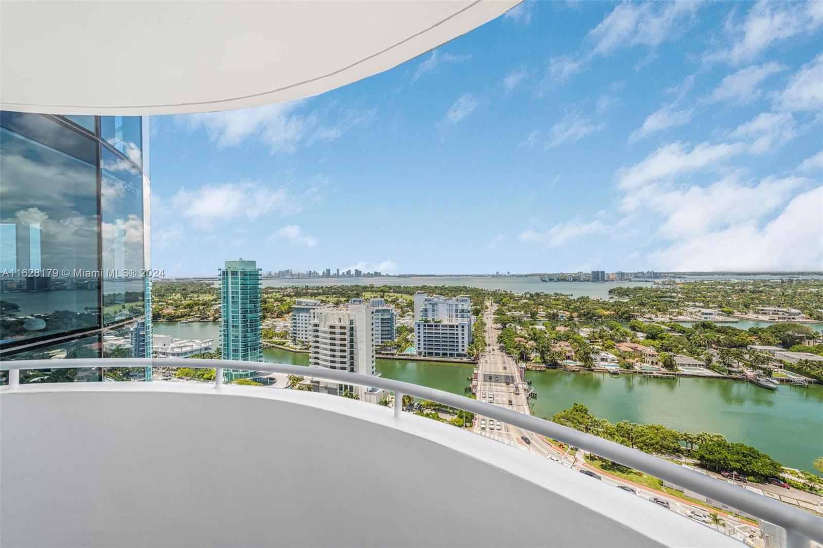6301 Collins Ave # 2605