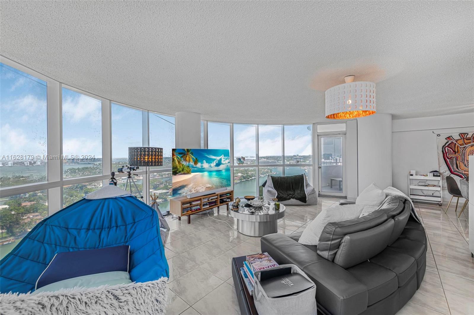 6301 Collins Ave # 2605
