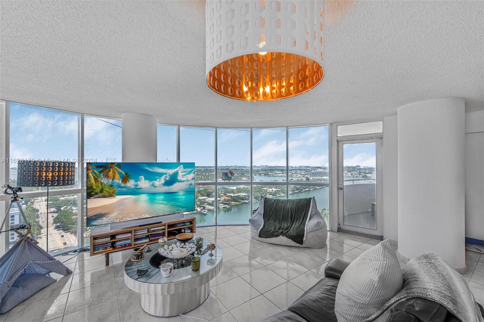 6301 Collins Ave # 2605